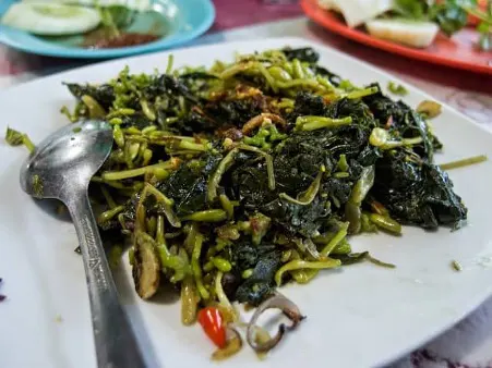 Rumpu Rampe (source: iqbalkautsar) | Traditional Foods in East Nusa Tenggara | IndonesiaJuara Trip