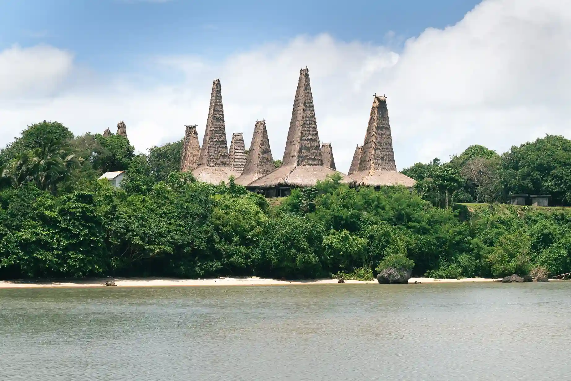 Desa Adat Ratenggaro Sumba