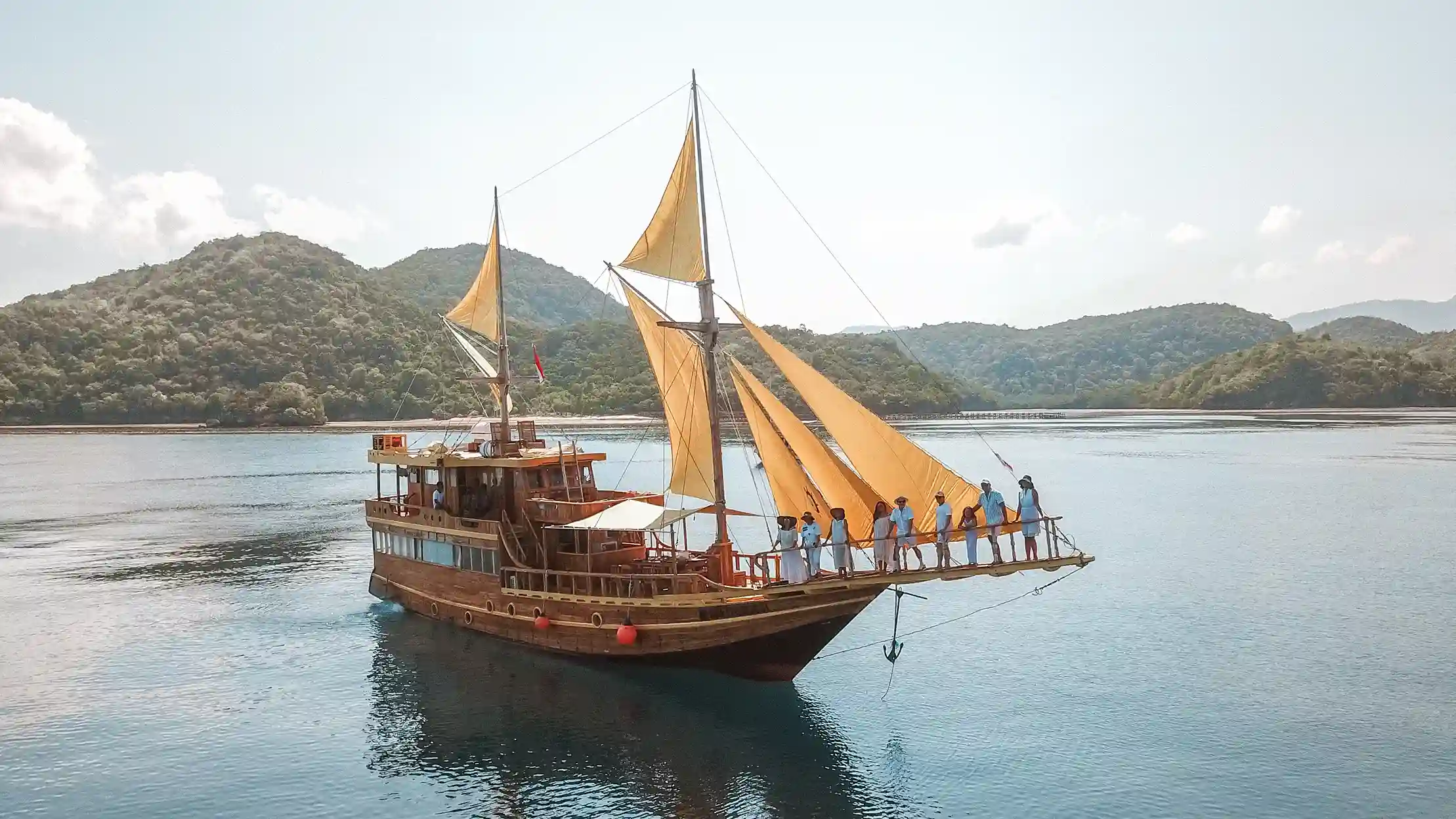 NK Jaya 1 Phinisi | Labuan Bajo | Indonesia Juara Trip