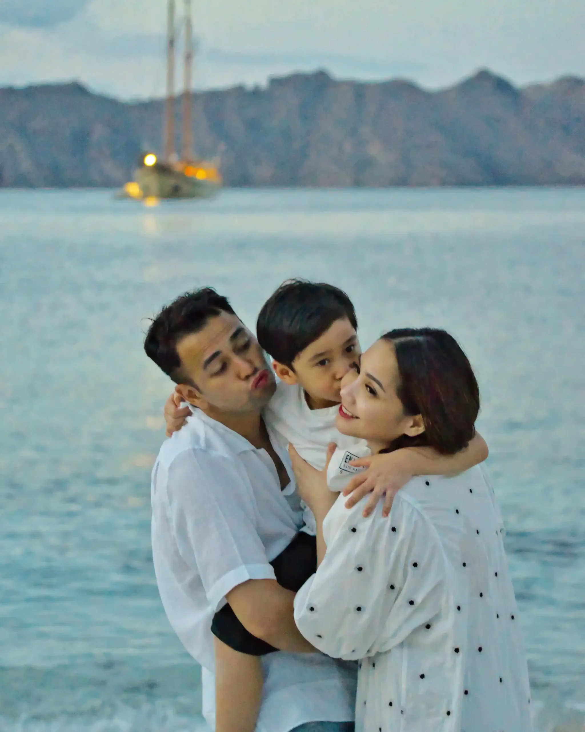 Raffi Ahmad and family vacation with Lamima in Komodo National Park | IndonesiaJuara Trip