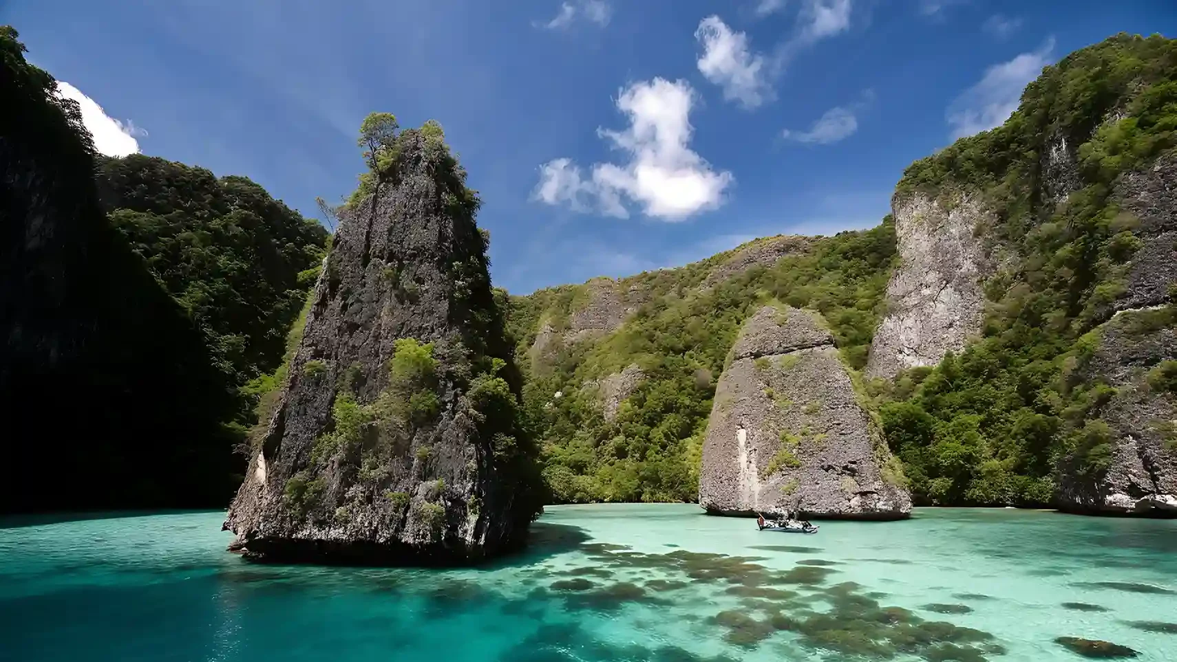 Misool Private Trip Tour | Balbulol | IndonesiaJuara