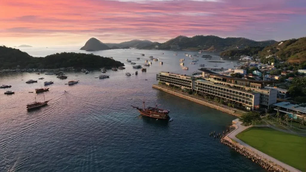 Meruorah Komodo Labuan Bajo (source: booking.com) | Hotel Recommendations in Labuan Bajo