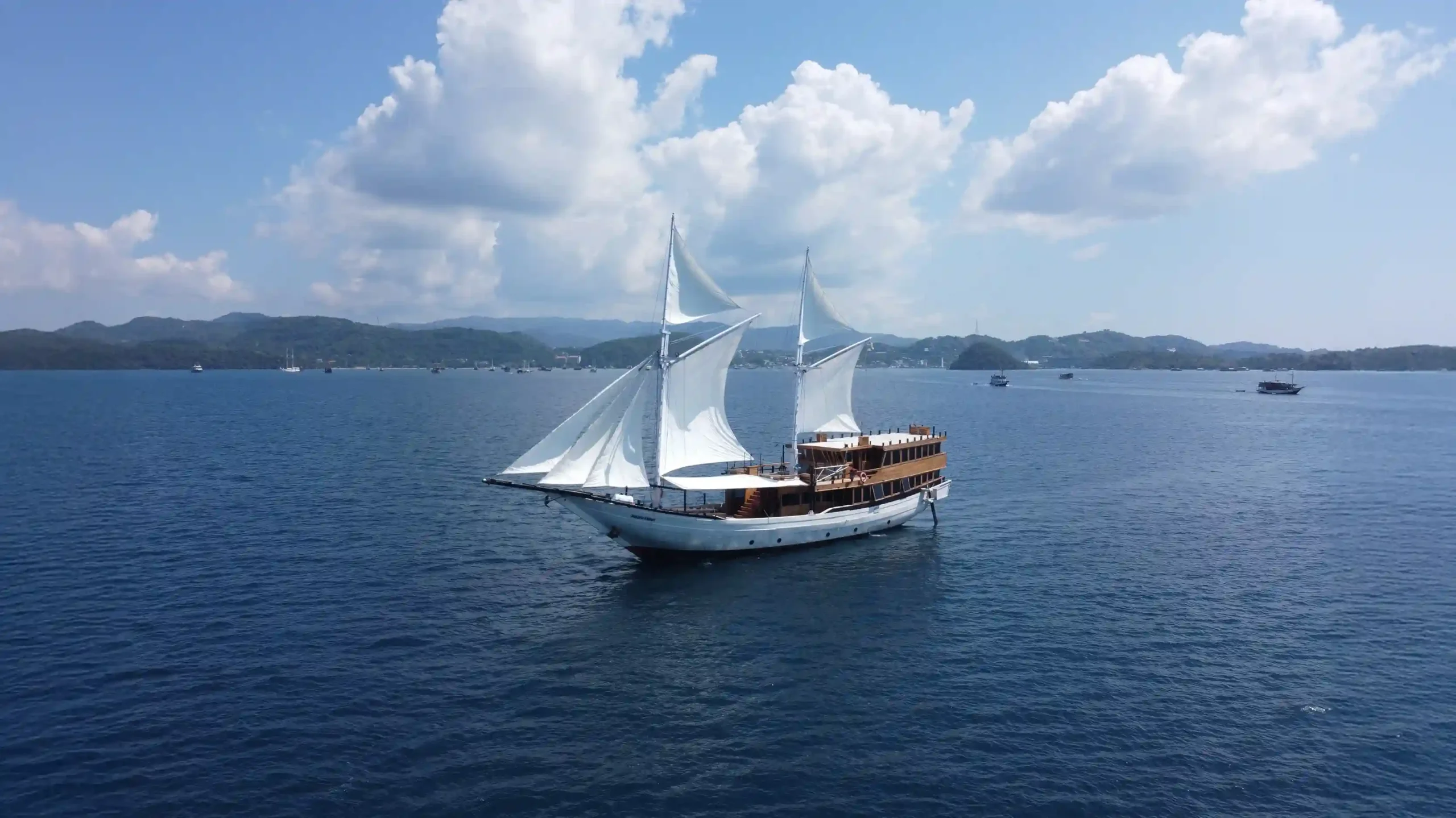 Panrita Liveaboard Exterior | Panrita Liveaboard Phinisi Boat Charter | Indonesia Juara Trip