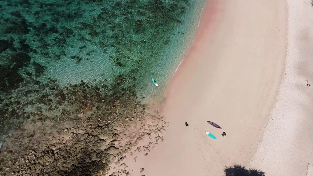 Pink Beach Labuan Bajo | How Long Does it Take from Labuan Bajo to Pink Beach | Indonesia Juara Trip