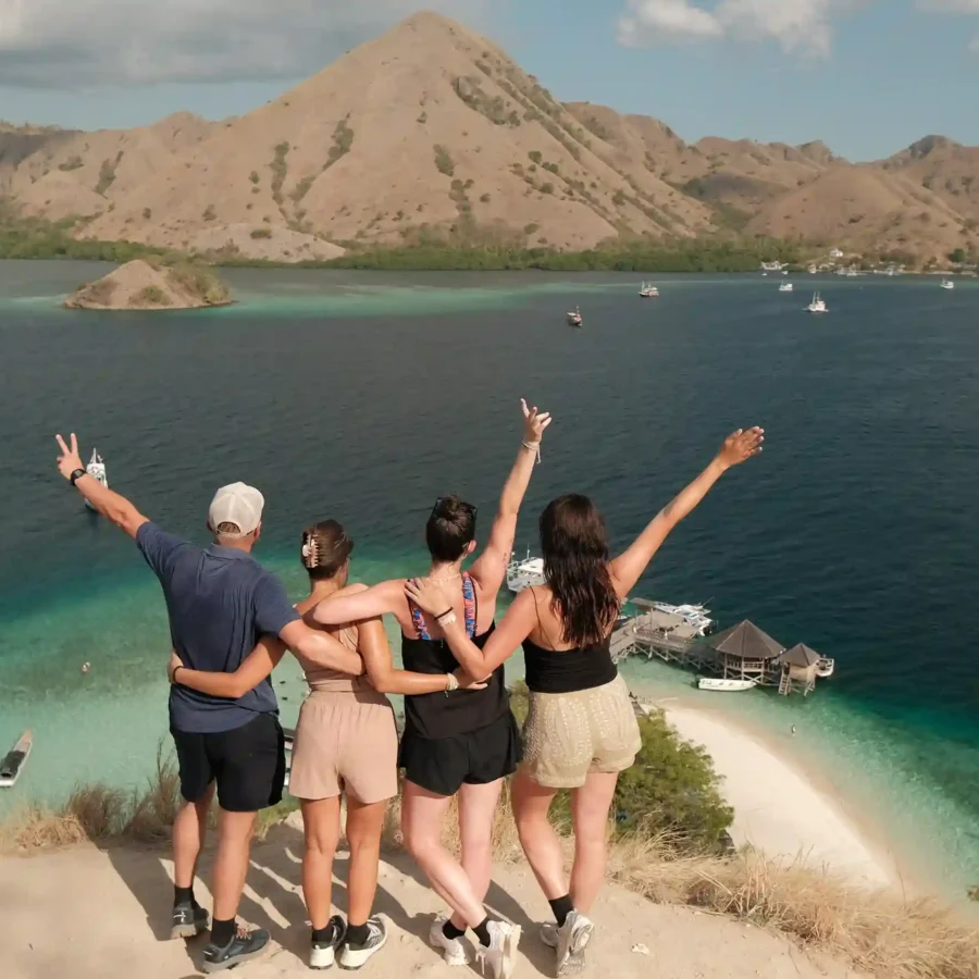 Kelor Island Labuan Bajo | Labuan Bajo Tour | IndonesiaJuara Trip