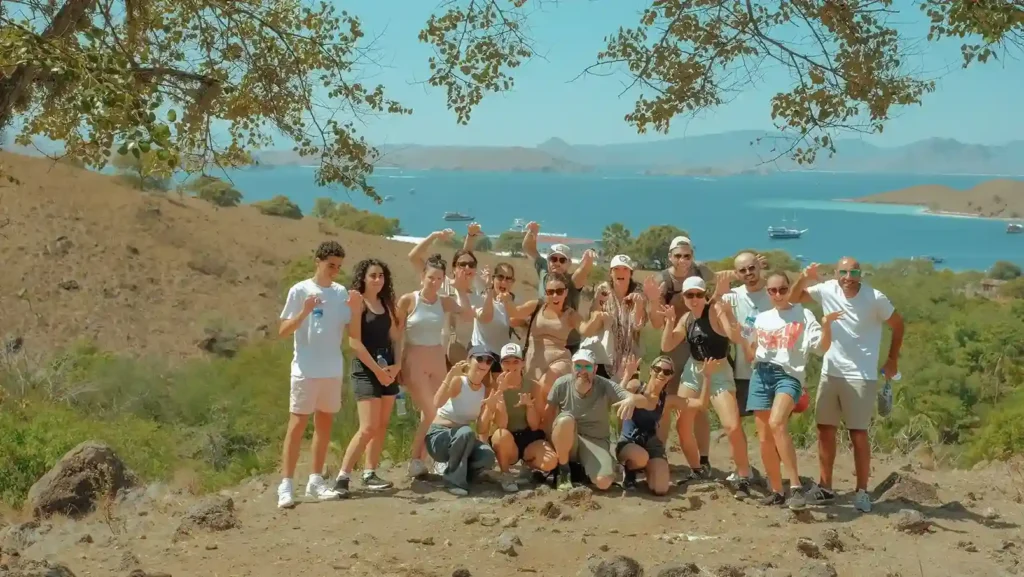 Trekking Komodo Labuan Bajo | Labuan Bajo Tour | IndonesiaJuara Trip
