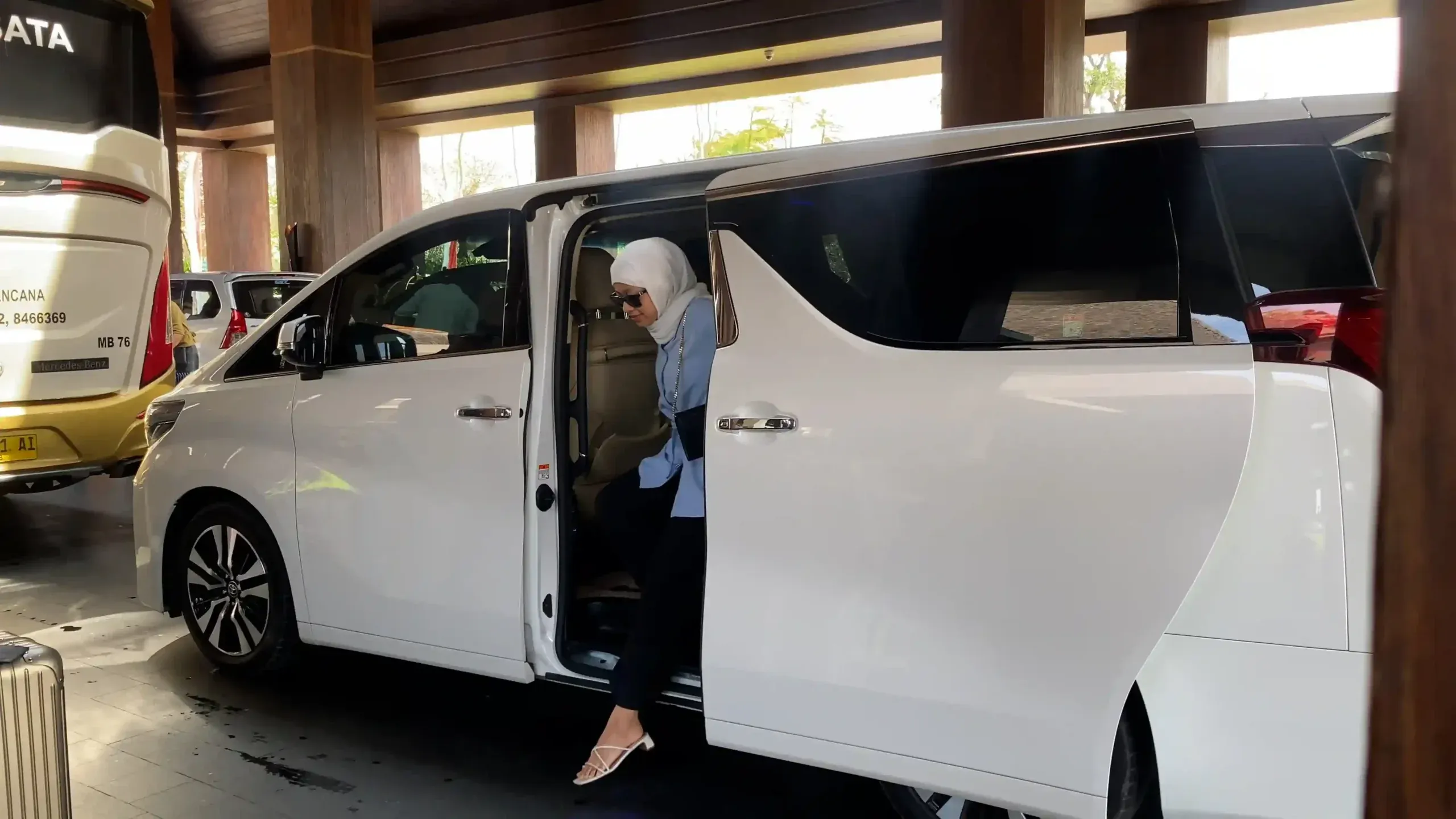 VIP Airport Transfer Bali | Transfer to hotel | IndonesiaJuara Trip x Bali Premium Trip