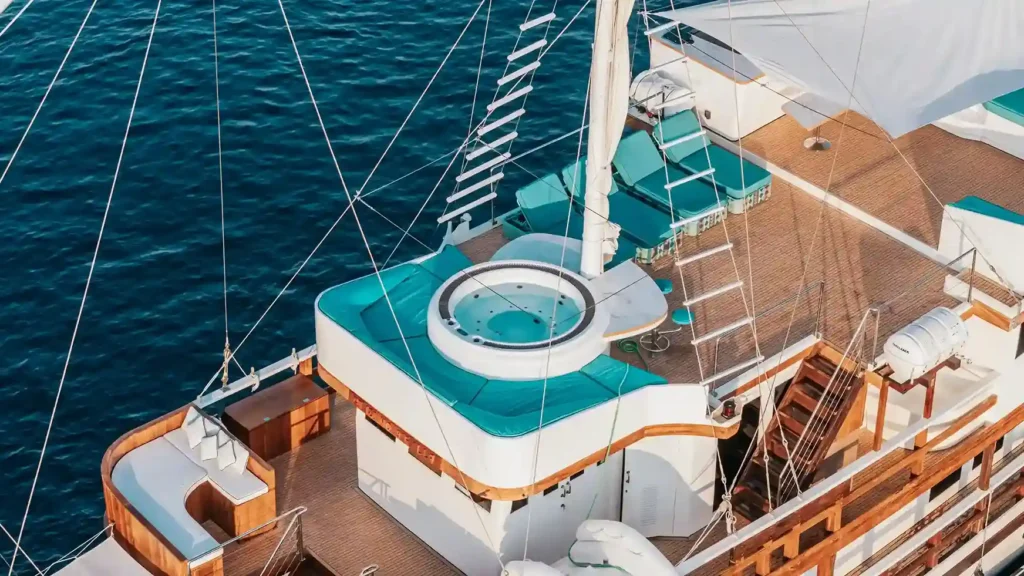 Kayra Deck | Kayra Phinisi Yacht | IndonesiaJuara Trip