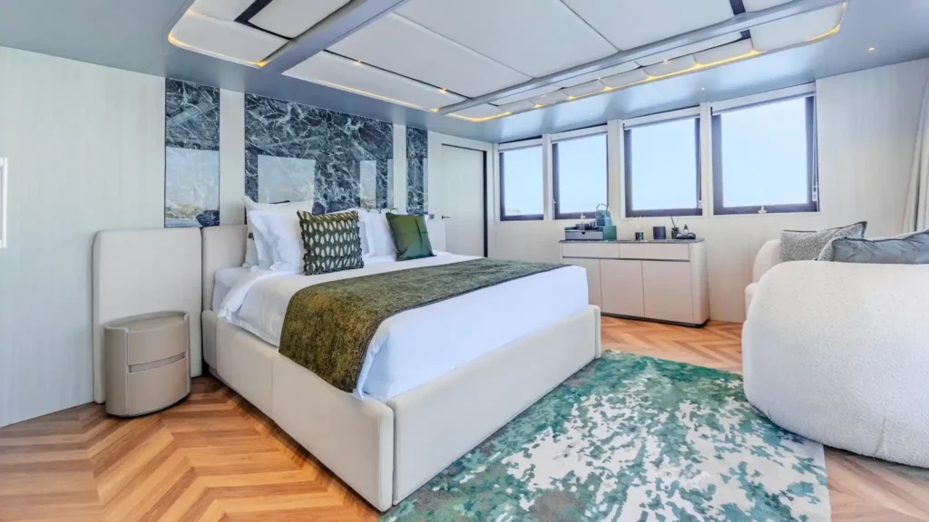 Kayra Master Suite Cabin | Kayra Phinisi Yacht | IndonesiaJuara Trip