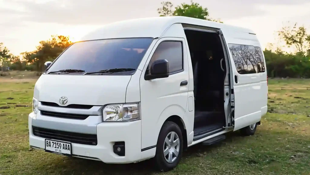 Rental Hiace Labuan Bajo | IndonesiaJuara Trip