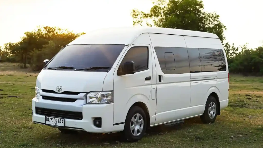 Rental Hiace Labuan Bajo | IndonesiaJuara Trip