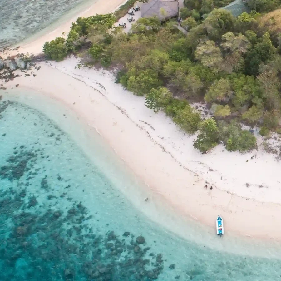 Angel Island Labuan Bajo | Labuan Bajo Tour | IndonesiaJuara Trip