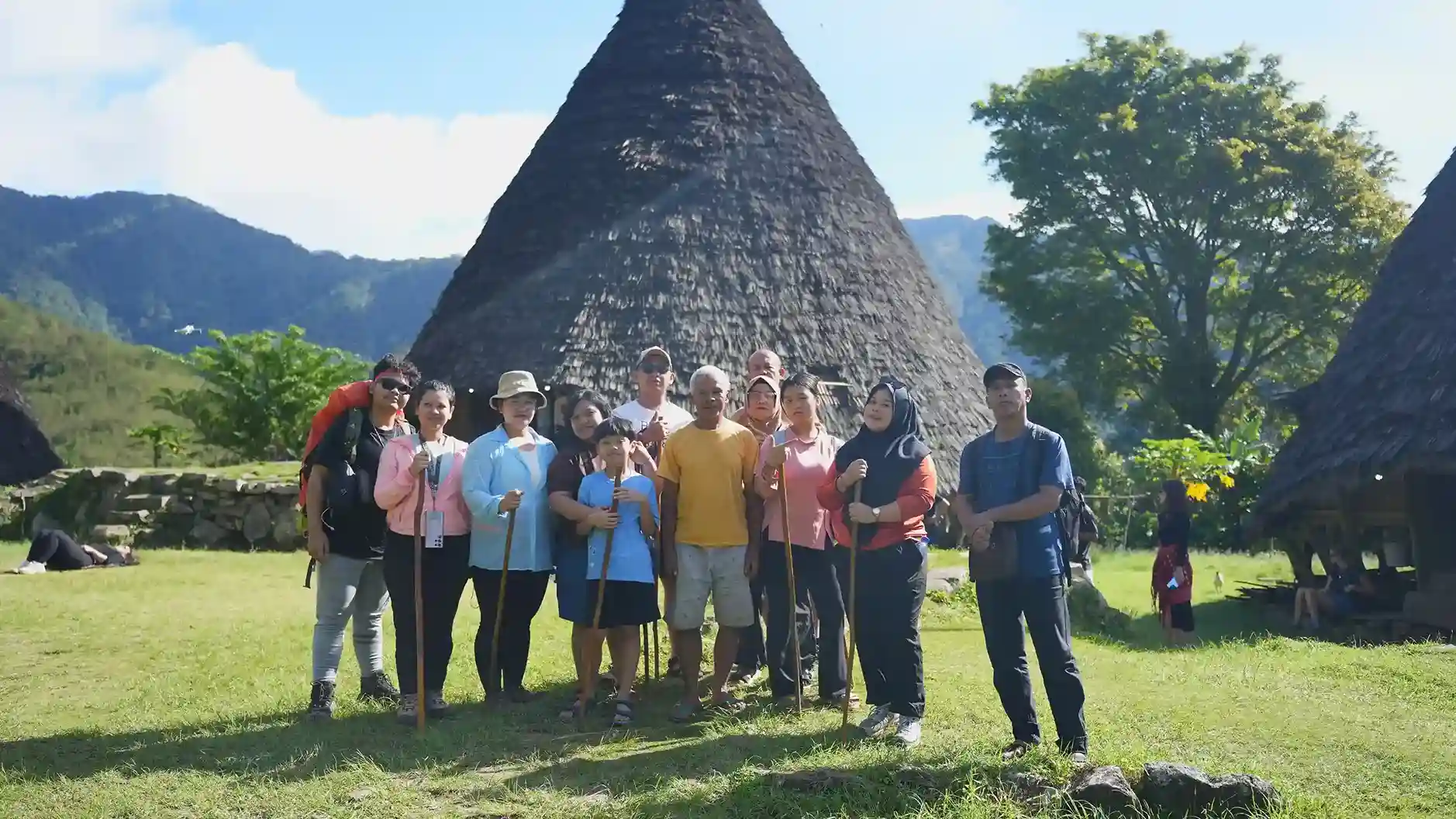 Is Wae Rebo Suitable for a Family Holidays? Find Out Here!