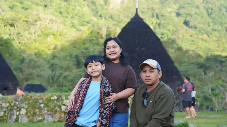 Traveling to Wae Rebo with Kids: Find Fun Activities and Tips for a Comfortable Family Trip