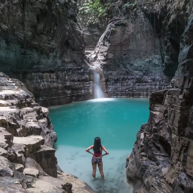 Air Terjun Waimarang, Keindahan Berkesan Setelah Trekking