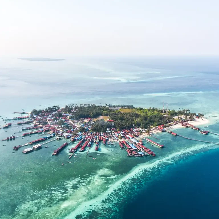 17 Tempat Wisata yang Terkenal di Kalimantan Timur