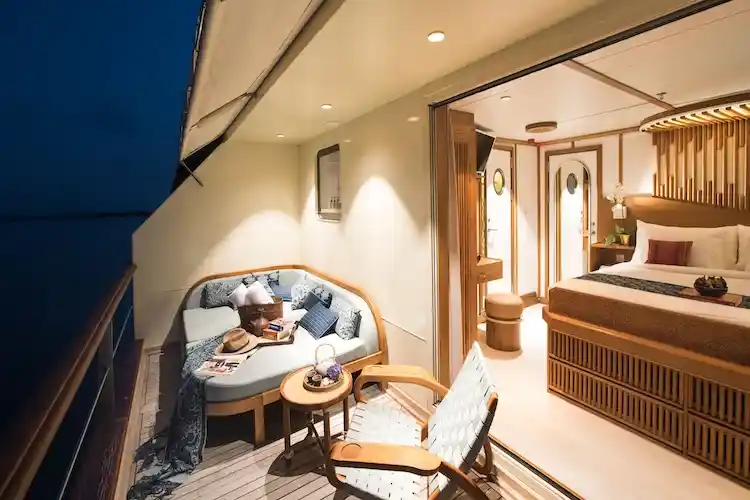 Phinisi Kudanil Explorer - The Cabins Balcony