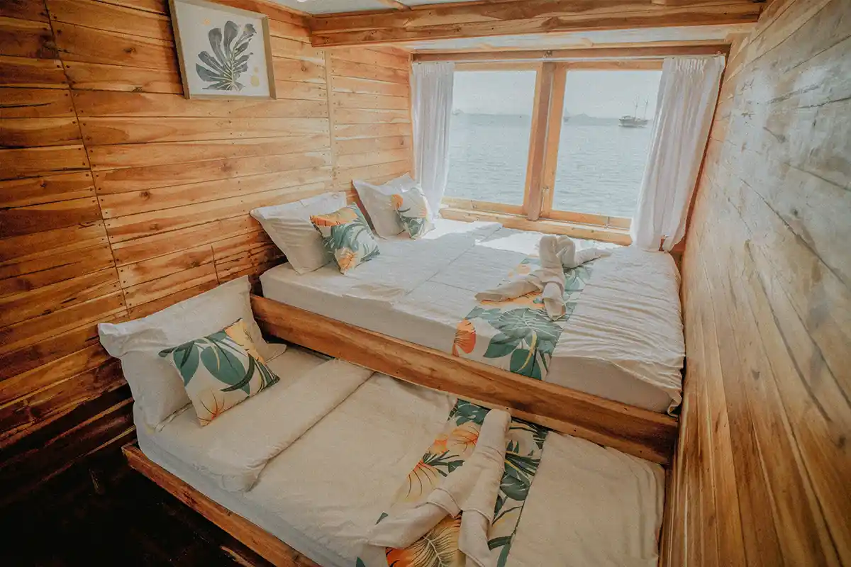 Maipa Deapati - Cabin 5 (Upper Deck)