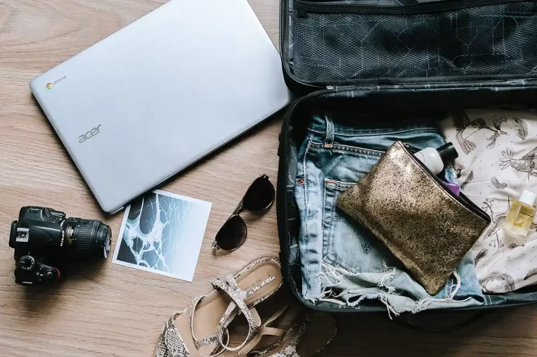 8 List Packing untuk Liburan, Barang Bawaan Jadi Lebih Efisien!