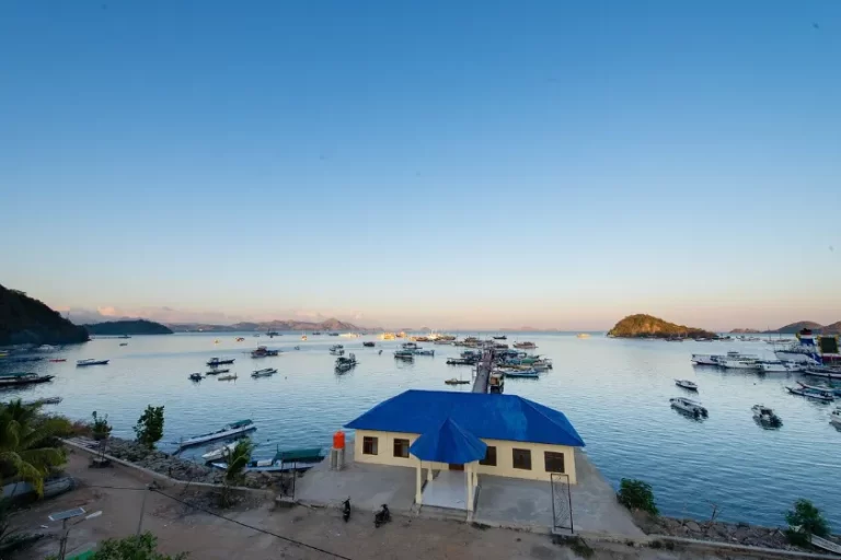 Apakah Biaya Hidup di Labuan Bajo Mahal? Cek Faktanya!