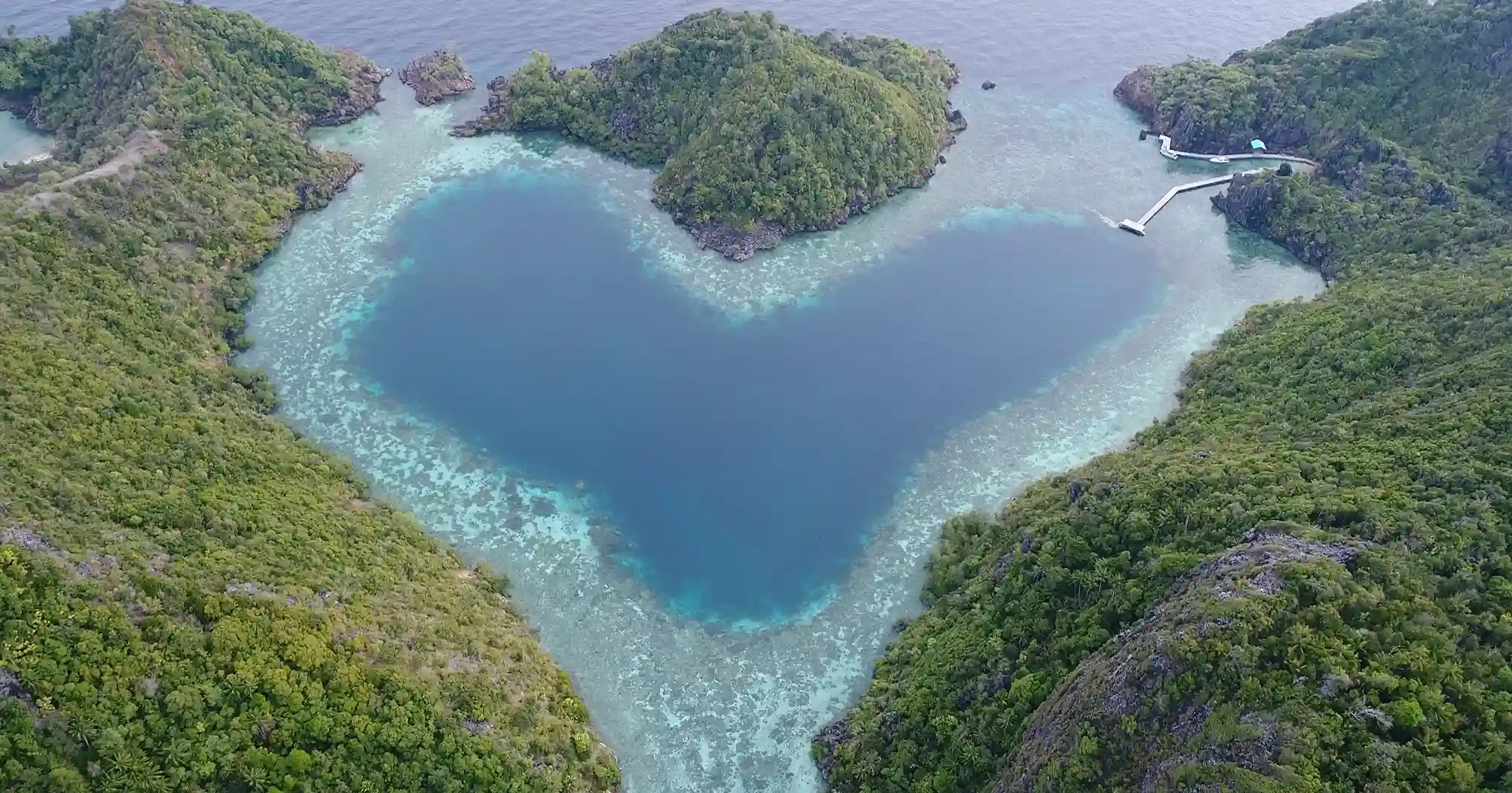 Danau Love Karawapop Raja Ampat