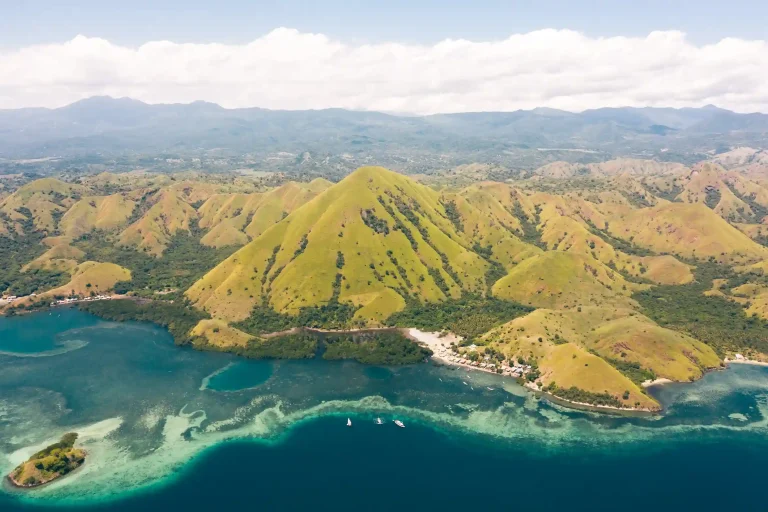 Berapa Lama Naik Kapal Dari Bali Ke Labuan Bajo?