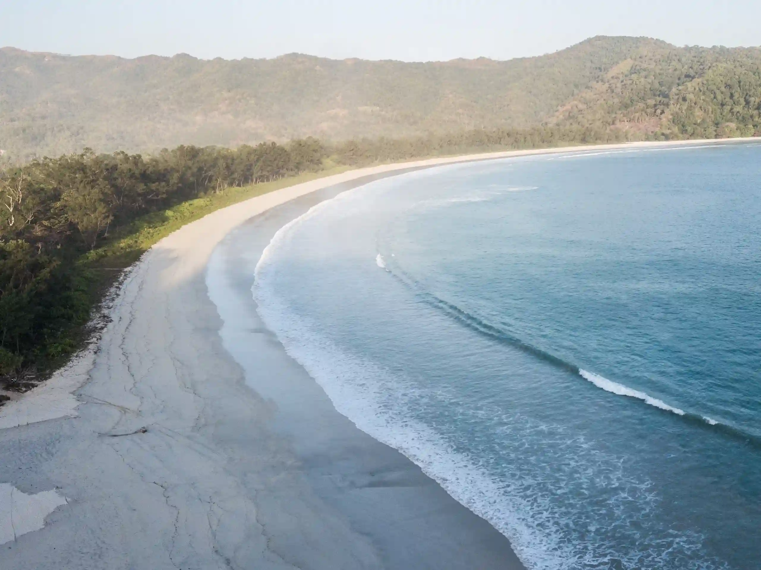 Pantai Tarimbang Sumba