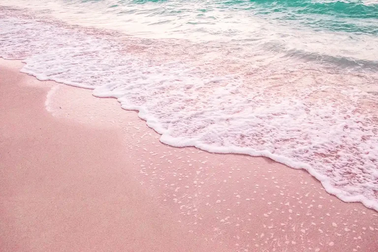 39 Wisata Alam Indonesia, Panduan Liburan yang Mengesankan