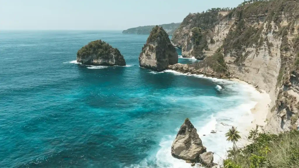 Diamond Beach Nusa Penida - source unsplash