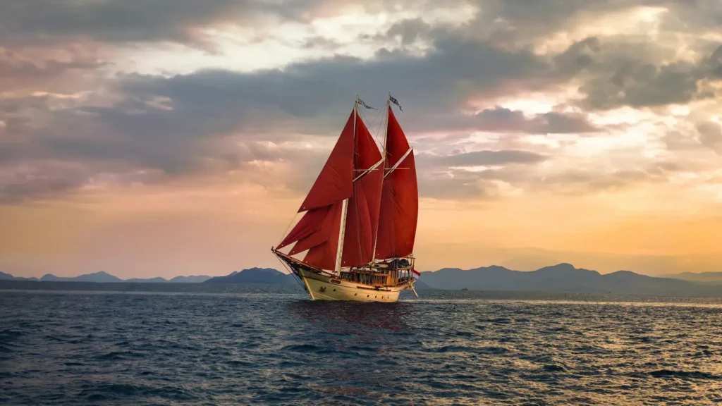 Sewa Kapal Si Datu Bua Phinisi Cruise Raja Ampat | Raja Ampat Tour | Indonesia Juara Trip