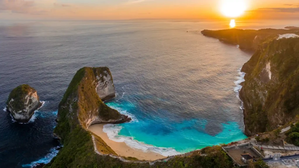 Nusa Penida One Day Tour | Kelingking Beach | IndonesiaJuara Trip