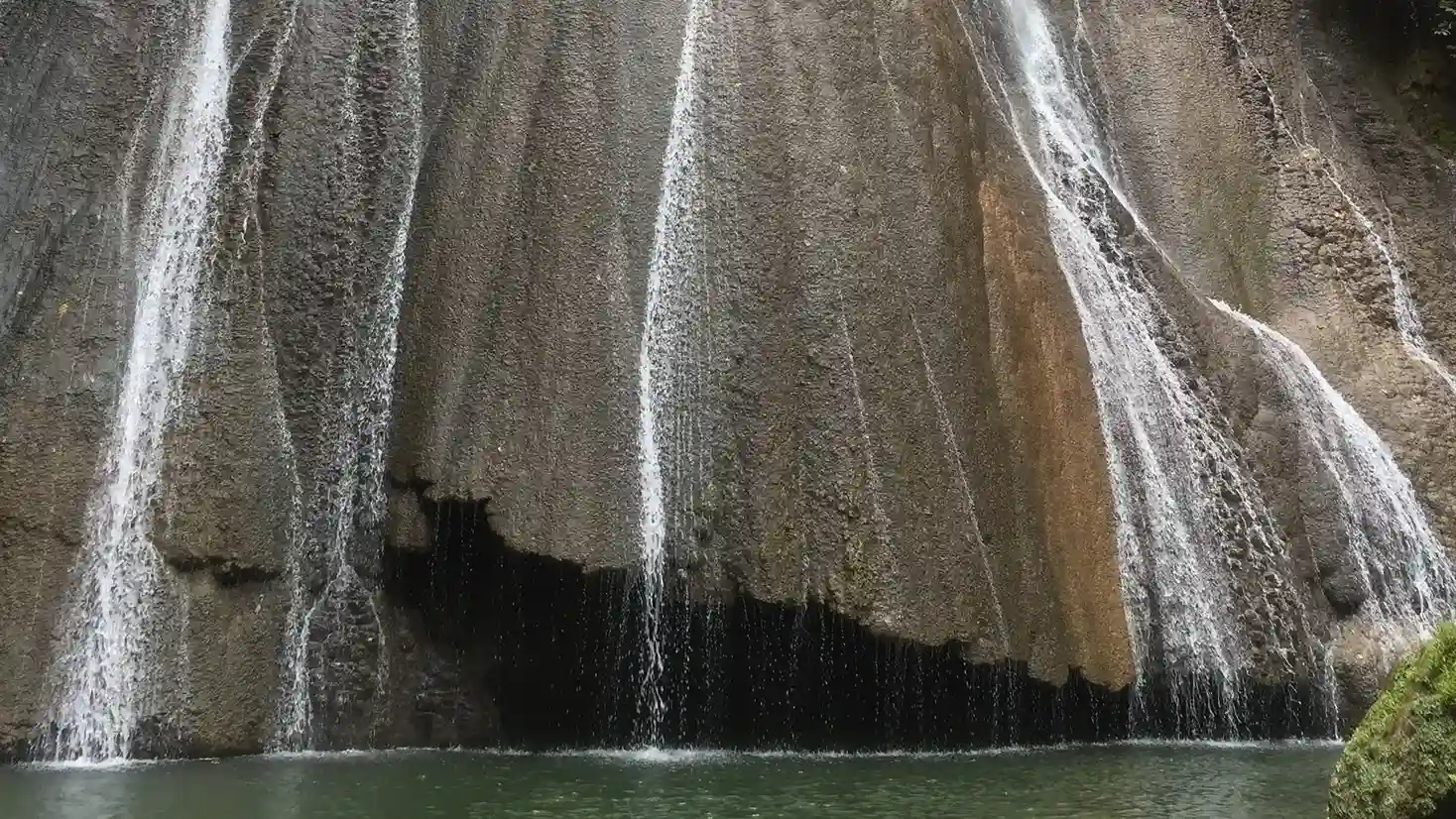 Air Terjun War Inkabom Pulau Batanta Raja Ampat