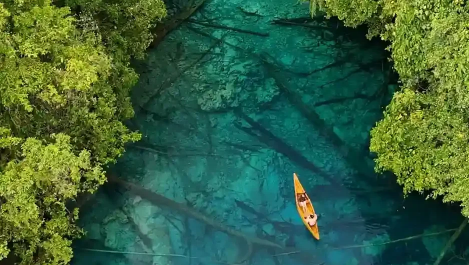 Danau Paisupok, Derawan | Paket Wisata Derawan | Indonesia Juara Trip