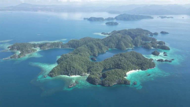 Eksplor Pulau Sombori, Spot Cantik yang Jarang Diketahui