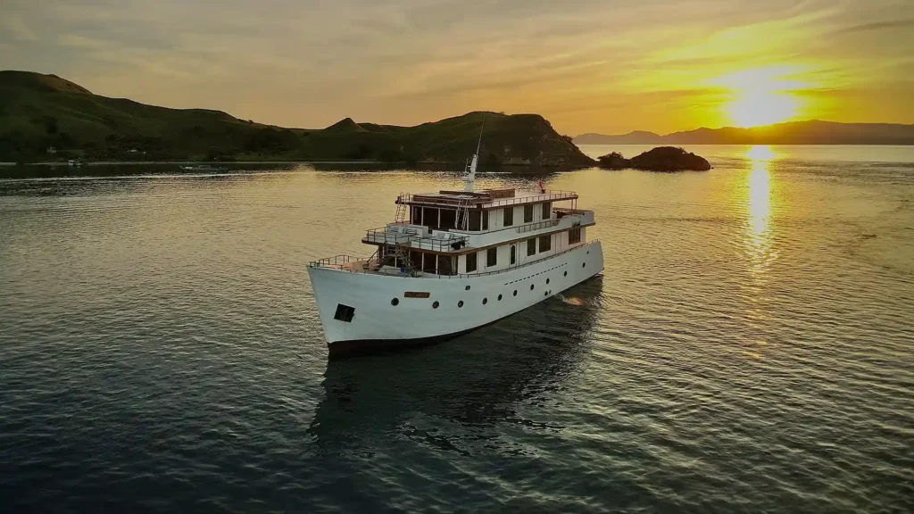 Le Costa Exterior | Indonesia Juara Trip