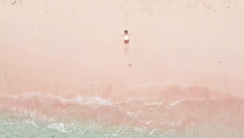Pink Beach Komodo Labuan Bajo | Indonesia Juara Trip