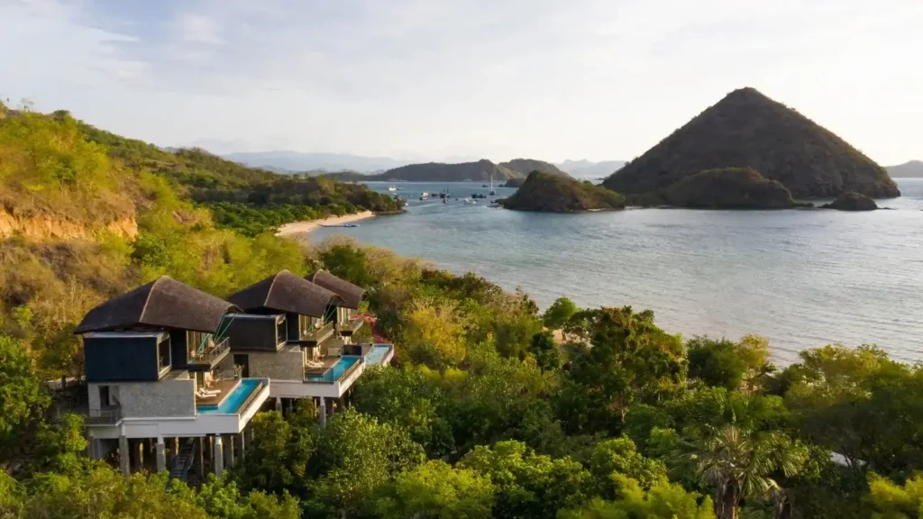 Plataran Komodo (source: plataran.com) | Rekomendasi Hotel di Labuan Bajo