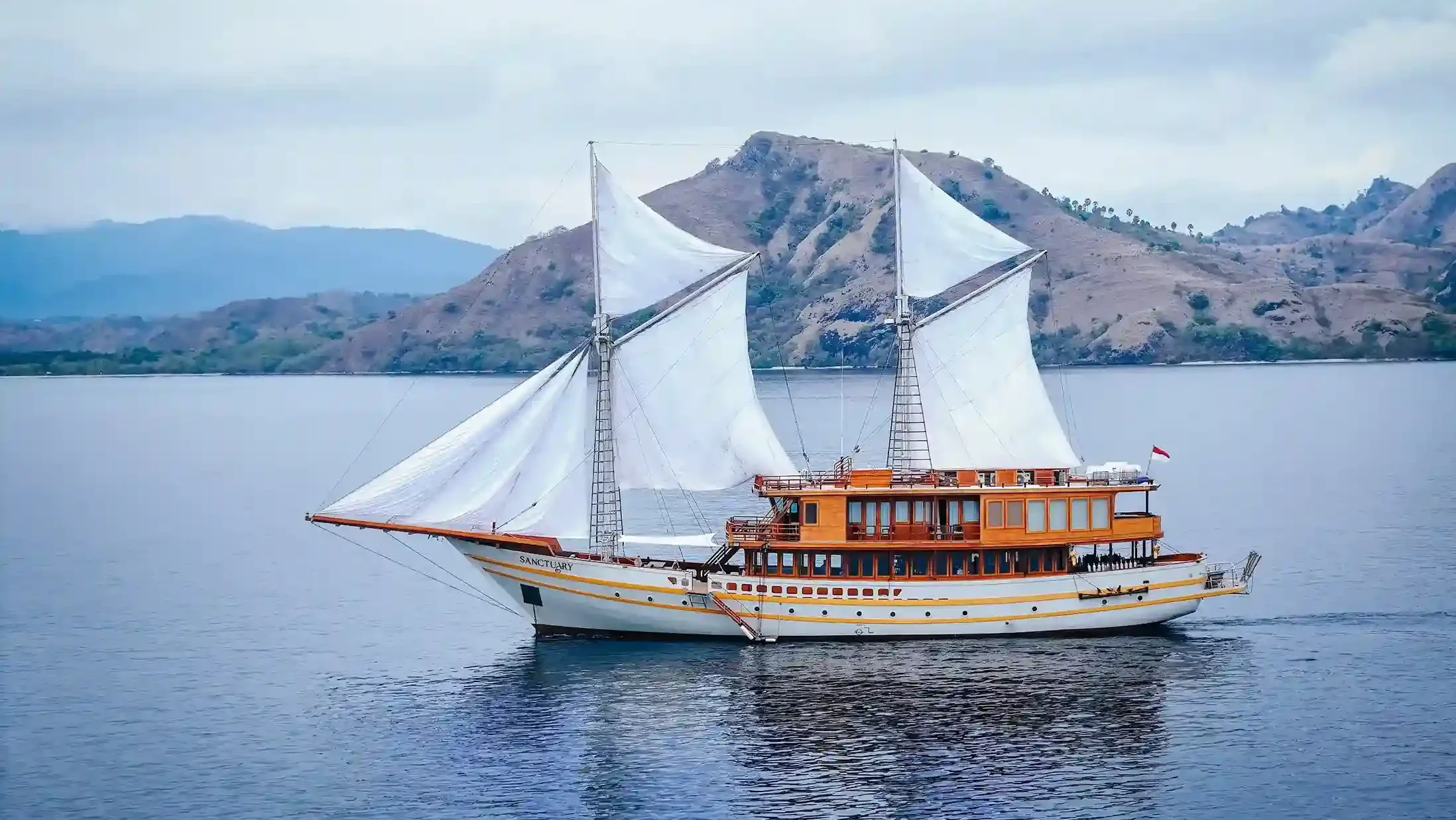 Sewa Kapal Sanctuary Phinisi Yacht | Sanctuary Exterior | Indonesia Juara Trip