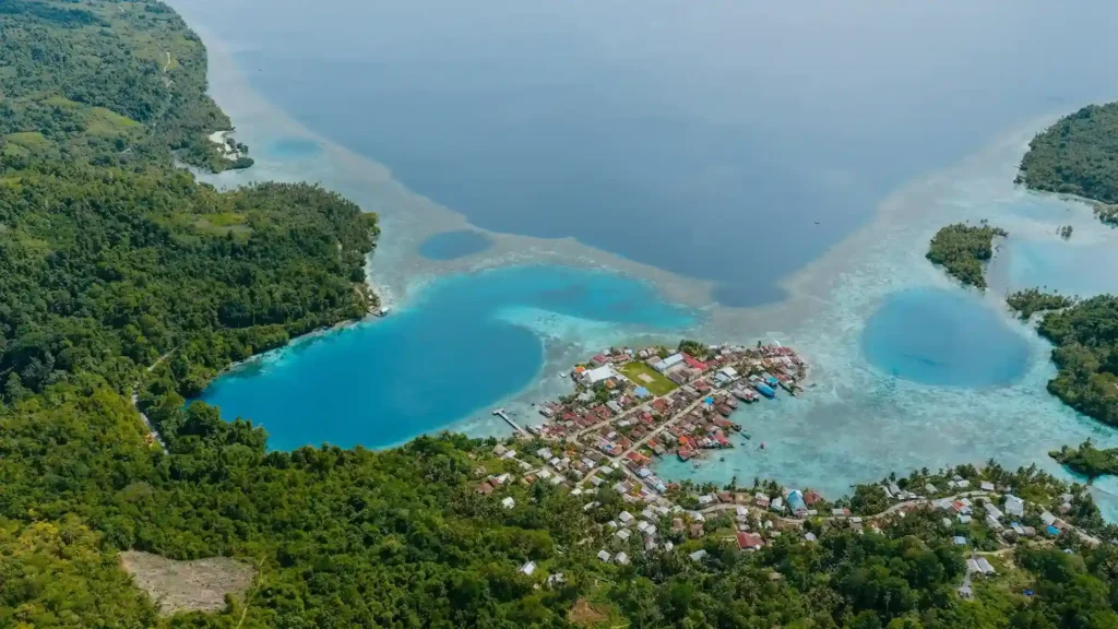 Paisupok Lake Luwuk Banggai | Luwuk Banggai Tour | IndonesiaJuara Trip