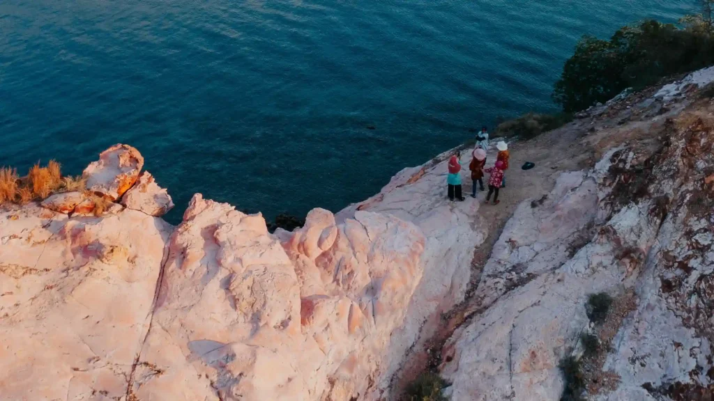 Strawberry Rock Labuan Bajo | Labuan Bajo Tour | IndonesiaJuara Trip