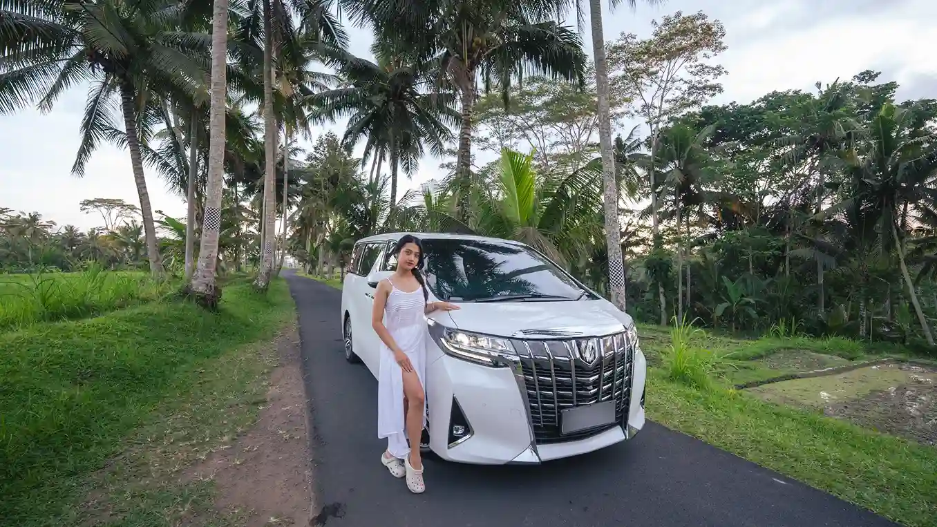 Rest Alphard in Bali | Indonesia Juara trip