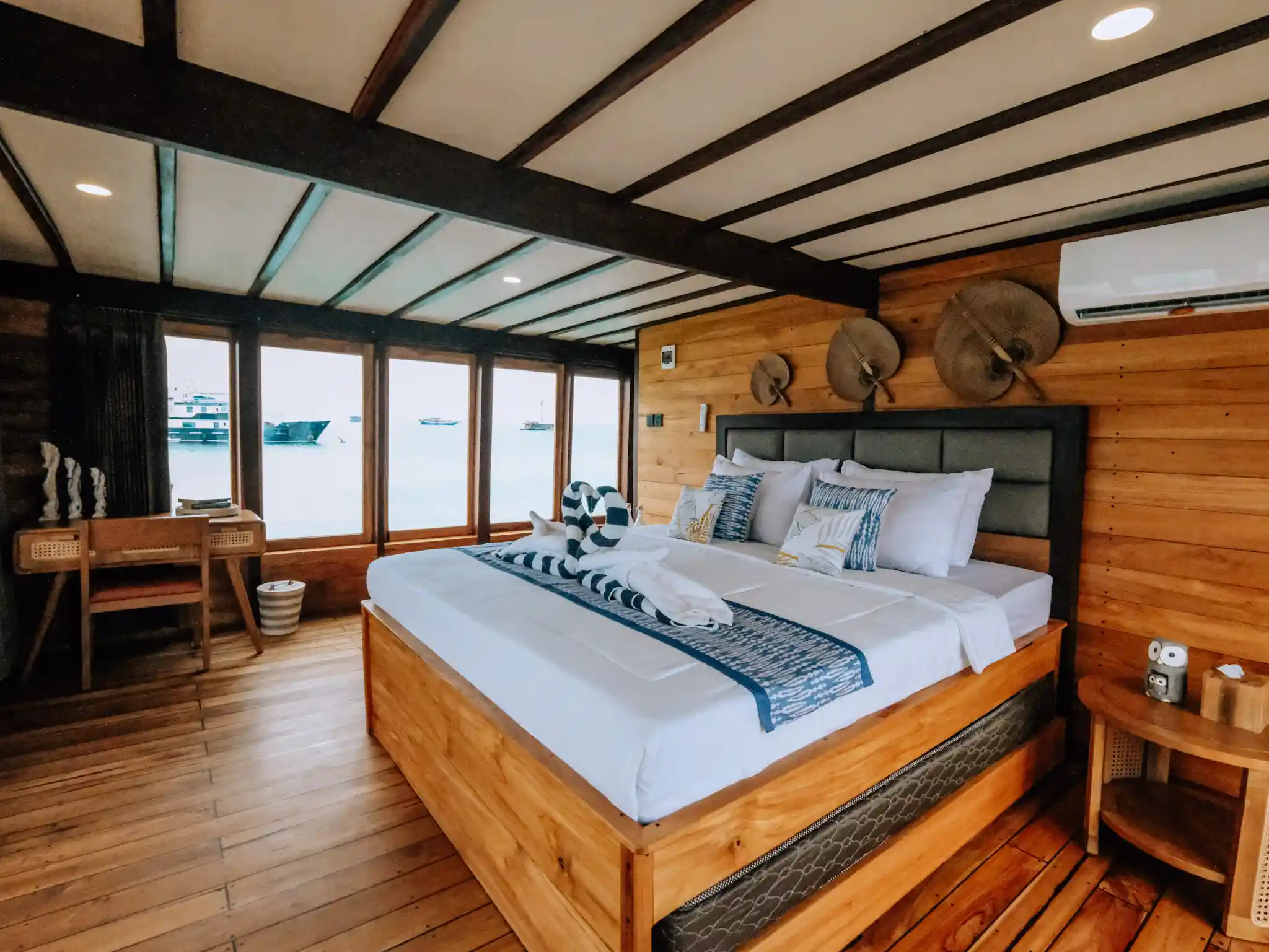 Sagara Cabin Kanthaka phinisi | indonesia juara trip