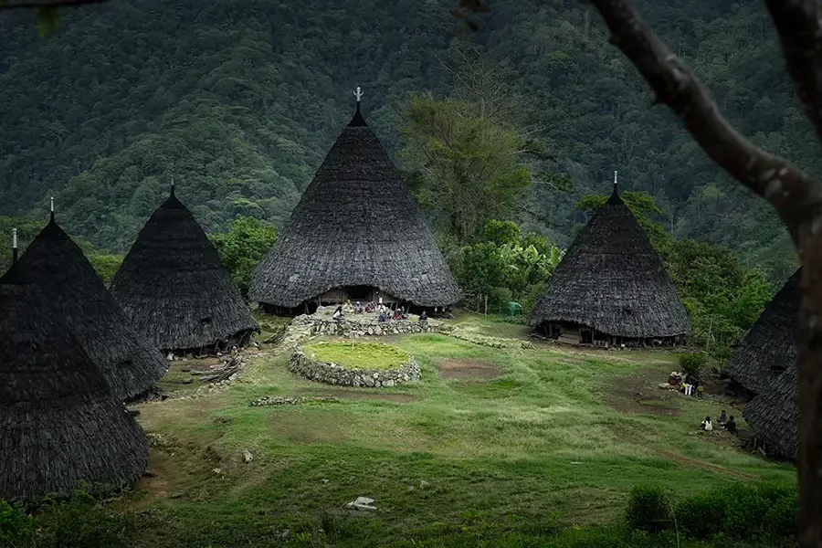 Desa Wae Rebo | Open Trip Wae Rebo | Indonesia Juara Trip