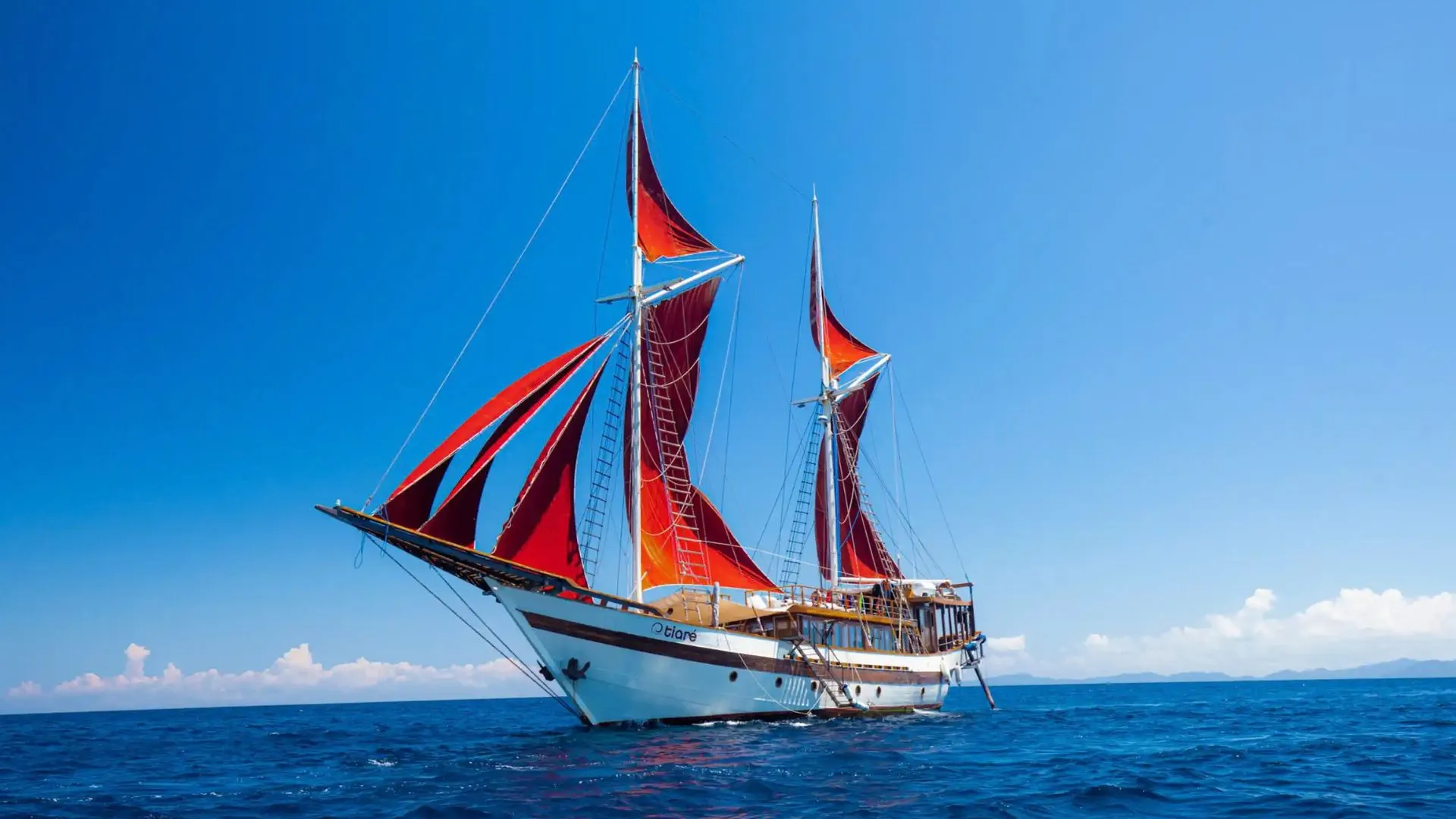 Tiare Liveaboard Exterior | Indonesia Juara Trip
